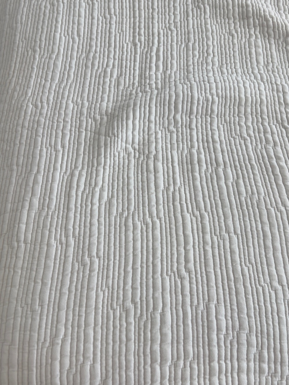 Hearth and hand magnolia full/queen quilt